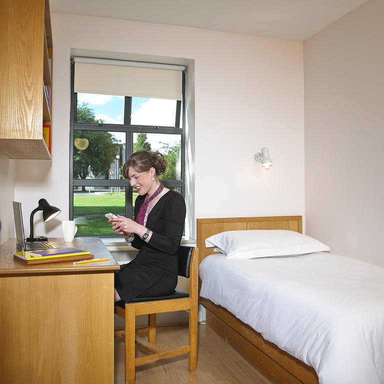 Maynooth Campus Apartments Room photo